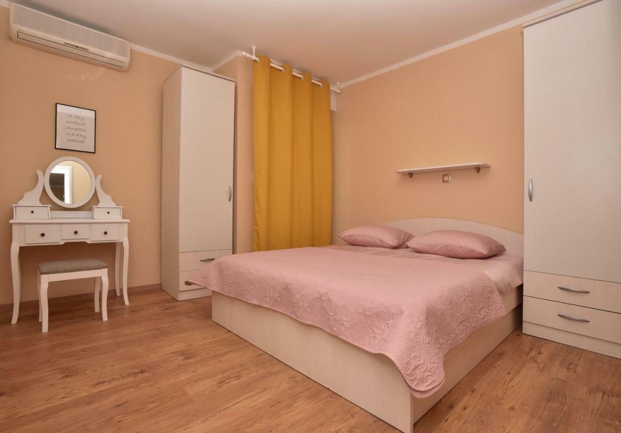 Apartman Mate Luka Makarska Bagian luar foto